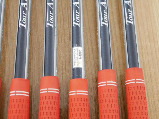 Iron set : Katana : ชุดเหล็ก Katana Voltio III LC (ใบใหญ่ หน้าเด้ง ง่าย ไกล) มีเหล็ก 5-Pw (6 ชิ้น) ก้าน Tour AD VT-5 Flex R