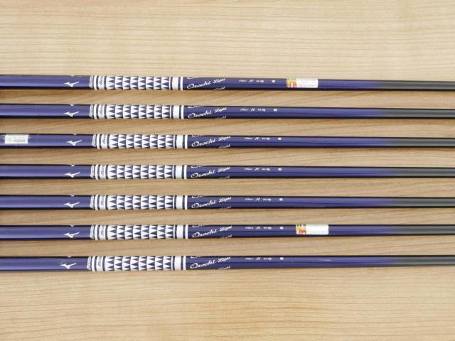Iron set : Mizuno : ชุดเหล็ก Mizuno JPX EIII SV Titanium (ตัวท้อป ใบใหญ่ที่สุดของ Mizuno ตีง่ายมาก หน้าเด้ง ตีไกล) มีเหล็ก 6-Pw,Aw,Sw (7 ชิ้น) ก้านกราไฟต์ Flex R