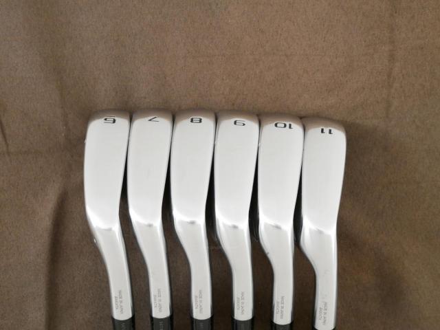 Iron set : Honma : ชุดเหล็ก Honma Tour World TR21X (ออกปี 2021 ตีง่าย ไกล) มีเหล็ก 6-11 (6 ชิ้น) ก้านเหล็ก NS Pro 950 NEO Flex R