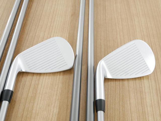 Iron set : Titleist : ชุดเหล็ก Titleist T200 Forged (รุ่นปี 2022 Japan Spec) มีเหล็ก 6-Pw,48 (6 ชิ้น) ก้านกราไฟต์ Titleist 3D055 60 Flex SR 