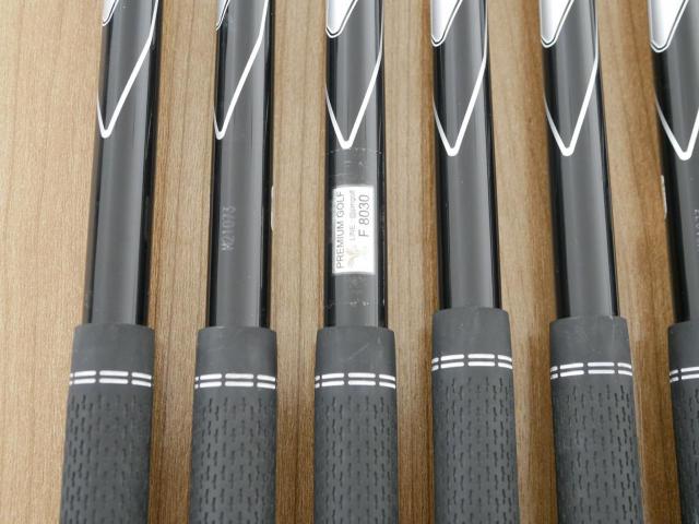 Iron set : Titleist : ชุดเหล็ก Titleist T200 Forged (รุ่นปี 2022 Japan Spec) มีเหล็ก 6-Pw,48 (6 ชิ้น) ก้านกราไฟต์ Titleist 3D055 60 Flex SR 