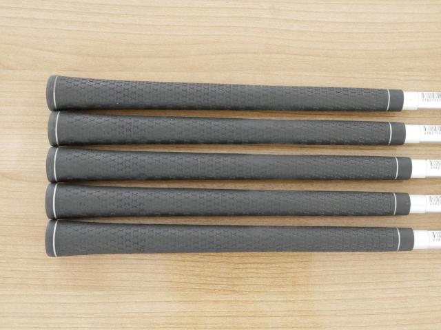 Iron set : Other Brand : ชุดเหล็ก Ryoma DSI (ตีง่ายมาก ไกลมากๆ หายากสุดๆ) มีเหล็ก 6-Pw (5 ชิ้น) ก้านกราไฟต์ Tour AD Flex S