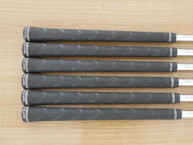 Iron set : Mizuno : ชุดเหล็ก Mizuno Pro 225 Forged (ปี 2023 นุ่ม แน่น ระยะดี) มีเหล็ก 5-Pw (6 ชิ้น) ก้านเหล็ก Dynamic Gold 95 S200