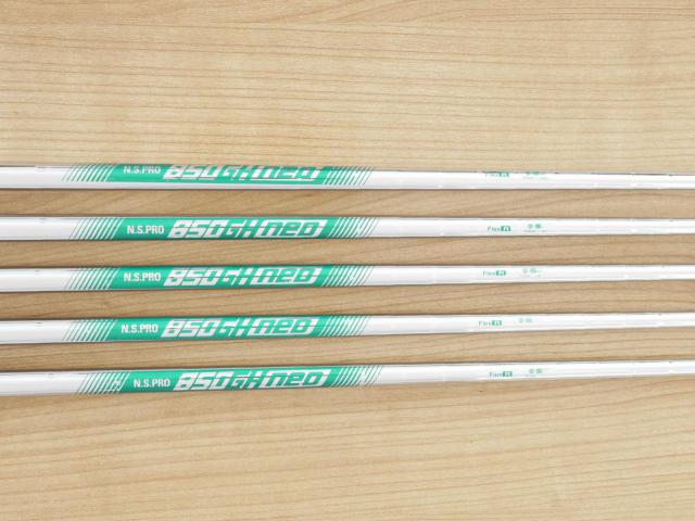 Iron set : Taylormade : ชุดเหล็ก Taylormade P790 (ตัวท้อปสุด ปี 2022 Japan Spec.) มีเหล็ก 6-Pw (5 ชิ้น) ก้านเหล็ก NS Pro 850 NEO Flex R