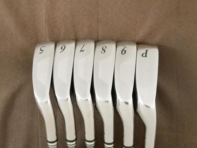 Iron set : XXIO : ชุดเหล็ก XXIO 7 (ตีง่ายมาก ไกล) มีเหล็ก 5-Pw (6 ชิ้น) ก้านกราไฟต์ MP-700 Flex SR