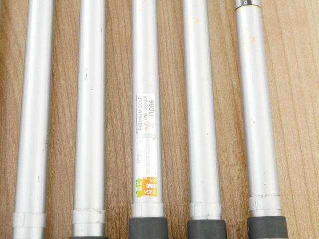 Iron set : Callaway : ชุดเหล็ก Callaway Collection (ตีง่าย ไกล) มีเหล็ก 4-Pw (7 ชิ้น) ก้านกราไฟต์ Flex R