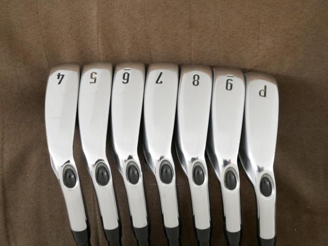 Iron set : Callaway : ชุดเหล็ก Callaway Collection (ตีง่าย ไกล) มีเหล็ก 4-Pw (7 ชิ้น) ก้านกราไฟต์ Flex R