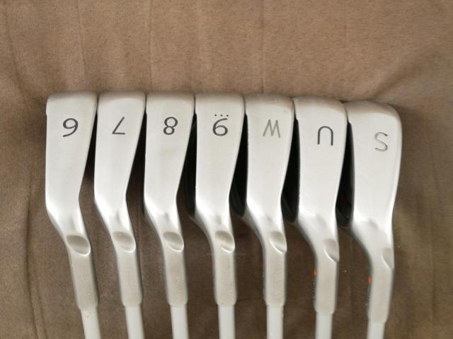 Iron set : Ping : ชุดเหล็ก Ping G25 (ใบใหญ่ ตีง่ายมาก) มีเหล็ก 6-Pw,Aw,Sw (7 ชิ้น) ก้านกราไฟต์ Flex R