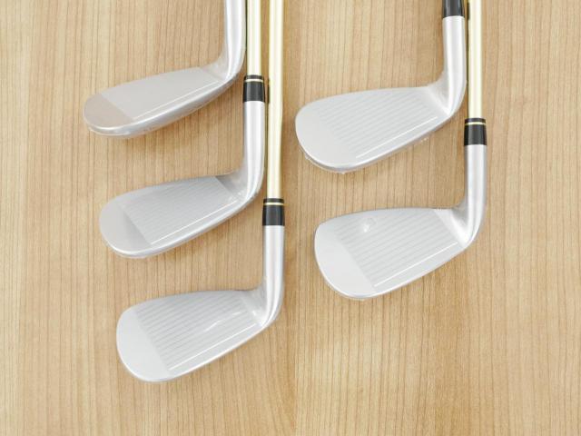 Iron set : Honma : **ของใหม่ ยังไม่แกะพลาสติก** ชุดเหล็ก Honma Beres KIWAMI มีเหล็ก 8-11,Sw (5 ชิ้น) ก้านกราไฟต์ 40 Flex R (2 ดาว)