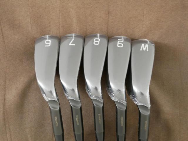 Iron set : Ping :  **ของใหม่ ยังไม่แกะพลาสติก** ชุดเหล็ก Ping G740 Midnight Edition (รุ่นล่าสุด ออกปี 2026 ตีง่ายมากๆ ไกลมาก) มีเหล็ก 6-Pw (5 ชิ้น) ก้านกราไฟต์ Fujikura HL40 Flex R