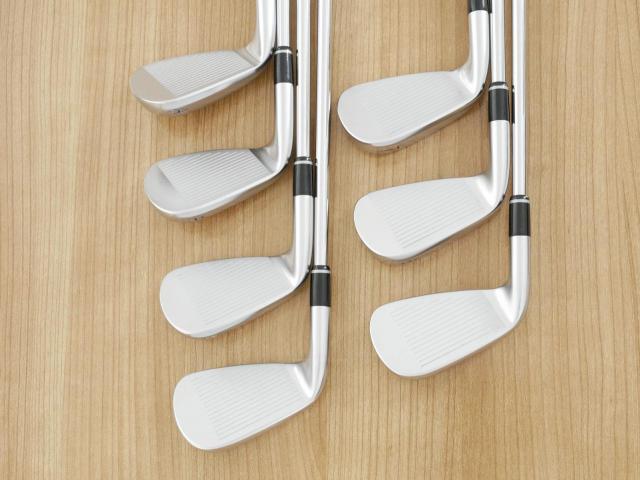 Iron set : PRGR : ชุดเหล็ก PRGR 04 Forged (รุ่นปี 2025 ตีง่าย ไกลมากๆๆ) มีเหล็ก 5-Pw,AW (7 ชิ้น) ก้านเหล็ก NS Pro 950 NEO Flex SR
