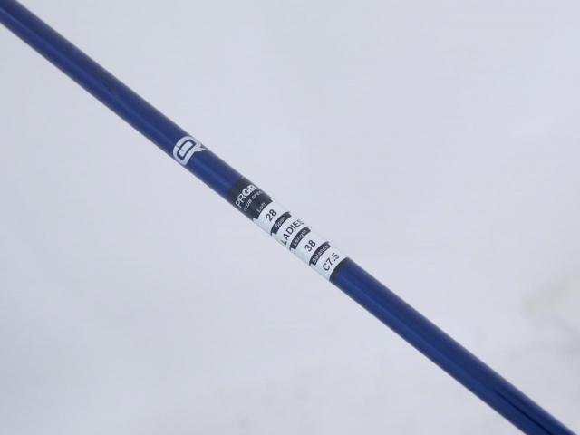 Lady club : All : ไม้กระเทย PRGR Q (รุ่นปี 2019 สำหรับเล่นได้ทุกไลน์) Loft 28 Flex L