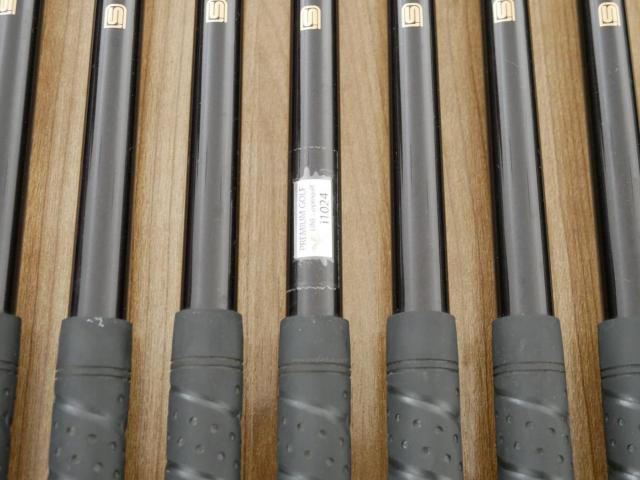Iron set : Maruman : ชุดเหล็ก Maruman Shuttle 3D (Maraging Face) มีเหล็ก 5-Pw,Aw,Sw (8 ชิ้น) ก้านกราไฟต์ FLex R