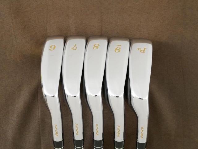 Iron set : Other Brand : ชุดเหล็ก Akira ADR Vintage (รุ่นท๊อปสุด หน้าเด้ง ไกล) มีเหล็ก 6-Pw (5 ชิ้น) ก้านกราไฟต์ Fujikura Air Speeder (เบาและอ่อนมากๆ)