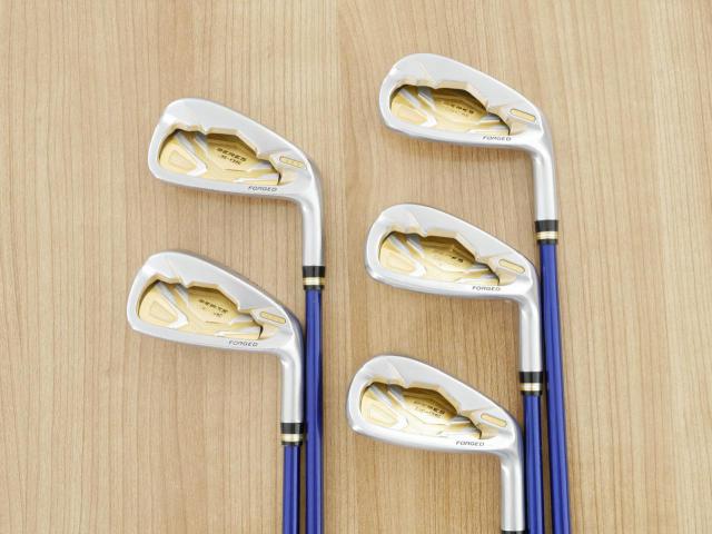 Iron set : Honma : **ก้าน 3 ดาว** ชุดเหล็ก Honma Beres IS-05 Forged (รุ่นปี 2017) มีเหล็ก 6-10 (5 ชิ้น) ก้าน ARMRQ ∞ (53) Flex R (3 ดาว)