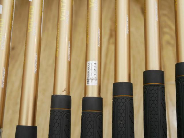 Iron set : Katana : ชุดเหล็ก Katana Voltio Model J Gold (ปี 2018 หน้าเด้ง ตีง่าย ไกล) มีเหล็ก 5-Pw,Aw,Sw (8 ชิ้น) ก้านกราไฟต์ Fujikura Speeder 550 Flex R