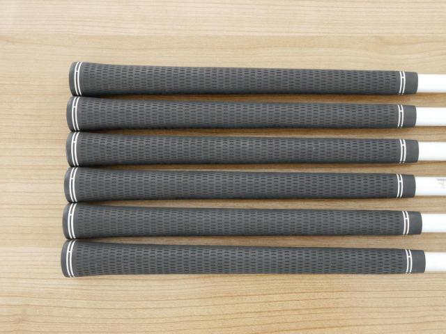 Iron set : Ping : ชุดเหล็ก Ping G700 (ปี 2019 Japan Spec. ใบใหญ่ ง่ายที่สุด ไกลที่สุดของ Ping) มีเหล็ก 5-Pw (6 ชิ้น) ก้านกราไฟต์ Tour AD 95 Flex S