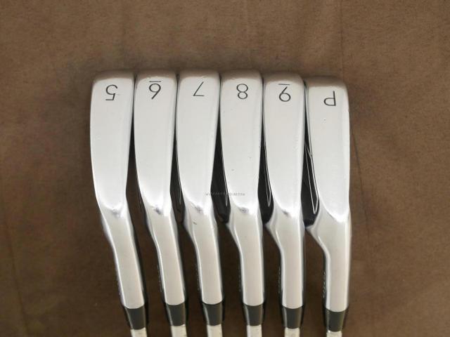 Iron set : Other Brand : ชุดเหล็ก Nike Vapor Pro Combo Forged มีเหล็ก 5-Pw (6 ชิ้น) ก้านเหล็ก NS Pro 950 Flex R