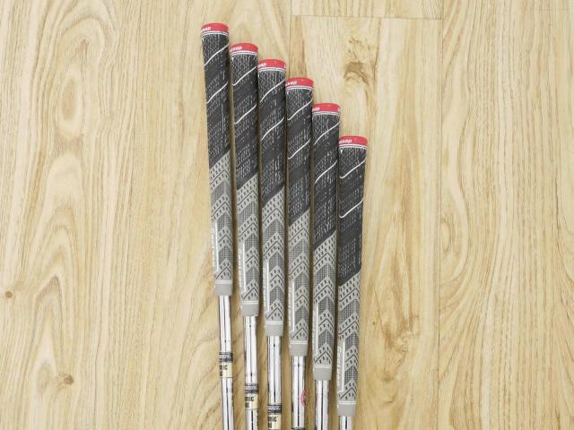 Iron set : Taylormade : ชุดเหล็ก Taylormade P760 Forged (ปี 2018 นุ่ม แน่น) มีเหล็ก 5-Pw (6 ชิ้น) ก้านเหล็ก Dynamic Gold S200 