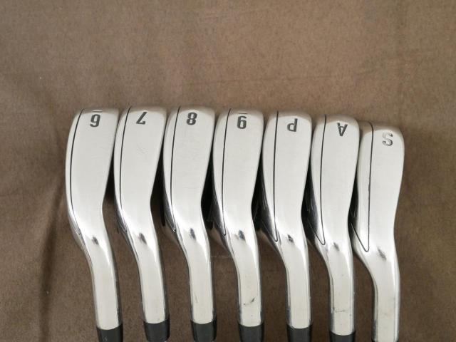 Iron set : Callaway : ชุดเหล็ก Callaway Mavrik (ปี 2020 ตีง่าย ไกลมากๆ) มีเหล็ก 6-Pw,Aw,Sw (7 ชิ้น) ก้านกราไฟต์ Mitsubishi Diamana 50 Flex R