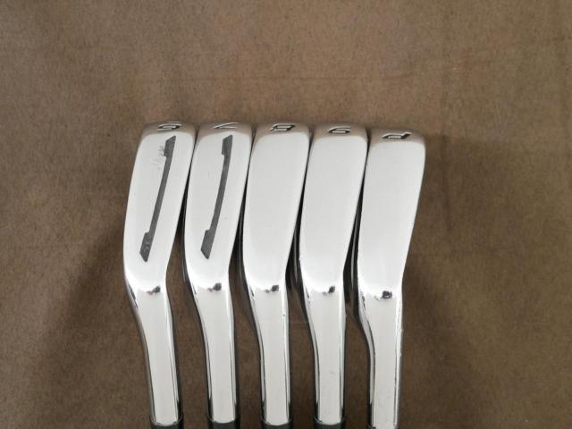 Iron set : Taylormade : ชุดเหล็ก Taylormade SLDR มีเหล็ก 6-Pw (5 ชิ้น) ก้านกราไฟต์ Flex R