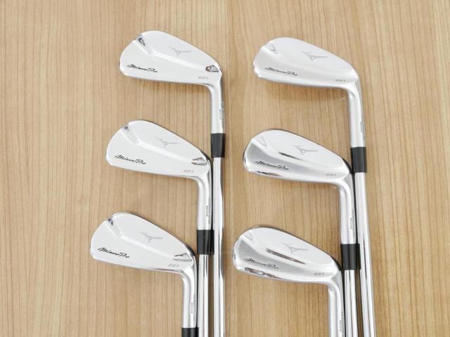 Iron set : Mizuno : ชุดเหล็ก Mizuno Pro 221 Forged (ปี 2023 นุ่ม แน่น คมมากๆๆ) มีเหล็ก 5-Pw (6 ชิ้น) ก้านเหล็ก Dynamic Gold 120 VSS S200