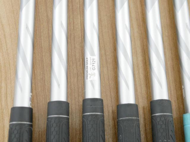 Iron set : Katana : ชุดเหล็ก Katana Voltio NINJA Model V (ปี 2020 หน้าเด้ง ตีไกล) มีเหล็ก 6-Pw,Aw,Sw (7 ชิ้น) ก้านกราไฟต์ Fujikura Voltio 40 Flex R