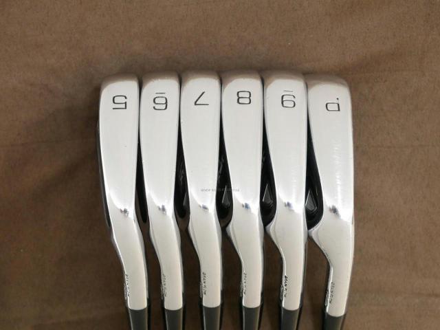 Iron set : Mizuno : ชุดเหล็ก Mizuno JPX 800 Forged มีเหล็ก 5-Pw (6 ชิ้น) ก้านกราไฟต์ Flex R