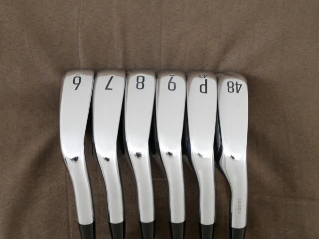 Iron set : Titleist : ชุดเหล็ก Titleist T300 (ปี 2022) มีเหล็ก 6-Pw,48 (6 ชิ้น) ก้านกราไฟต์ Roddio Stella 7 Flex SR