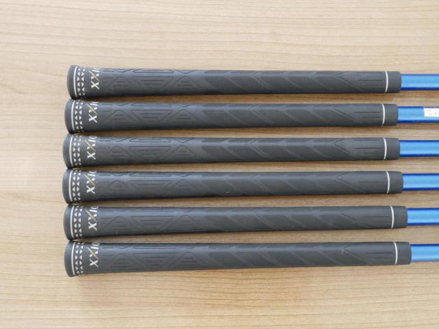 Iron set : XXIO : ชุดเหล็ก XXIO Cross (ออกปี 2019 ตีไกลที่สุดของที่สุดจาก XXIO หน้าเด้งสุดๆ) มีเหล็ก 7-Pw,Aw,Dw (6 ชิ้น ตีไกลกว่าปกติ 2 เบอร์) ก้านกราไฟต์ MH1000 Flex R