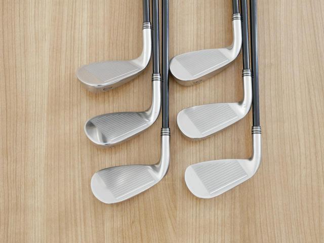 Iron set : XXIO : ชุดเหล็ก XXIO Cross (ออกปี 2019 ตีไกลที่สุดของที่สุดจาก XXIO หน้าเด้งสุดๆ) มีเหล็ก 7-Pw,Aw,Dw (6 ชิ้น ตีไกลกว่าปกติ 2 เบอร์) ก้านกราไฟต์ MH1000 Flex R