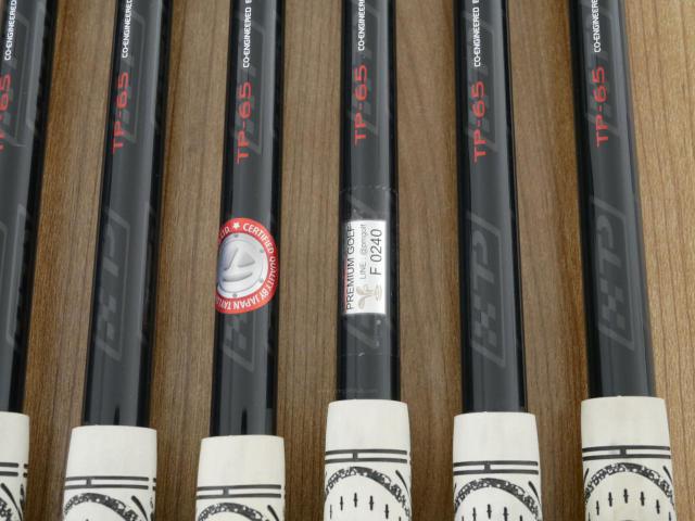 Iron set : Taylormade : ชุดเหล็ก Taylormade Tour Preferred CB Forged มีเหล็ก 5-Pw (6 ชิ้น) ก้านกราไฟต์ Flex S