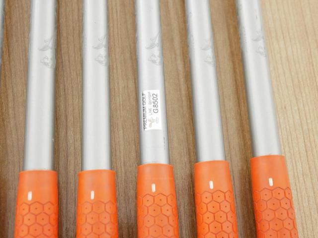 Iron set : Other Brand : ชุดเหล็ก Cobra AMP (ใบใหญ่ ตีง่าย) มีเหล็ก 5-Pw (6 ชิ้น) ก้านกราไฟต์ Fujikura Rombax 