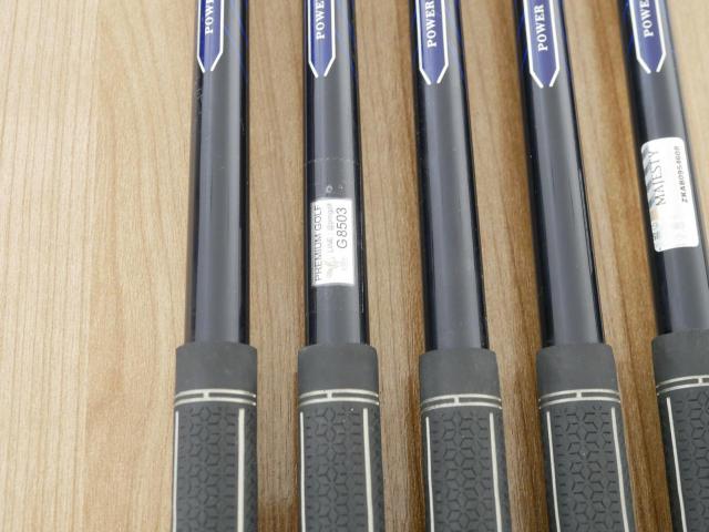 Iron set : Maruman : ชุดเหล็ก Maruman Majesty Royale (รุ่นท๊อปสุด ออกปี 2024 ของใหม่ 9 หมื่นบาท) มีเหล็ก 7-Pw,Aw (5 ชิ้น เบอร์ 7 ตีระยะเท่าเบอร์ 6 ของรุ่นอื่น) ก้านกราไฟต์ Flex R2