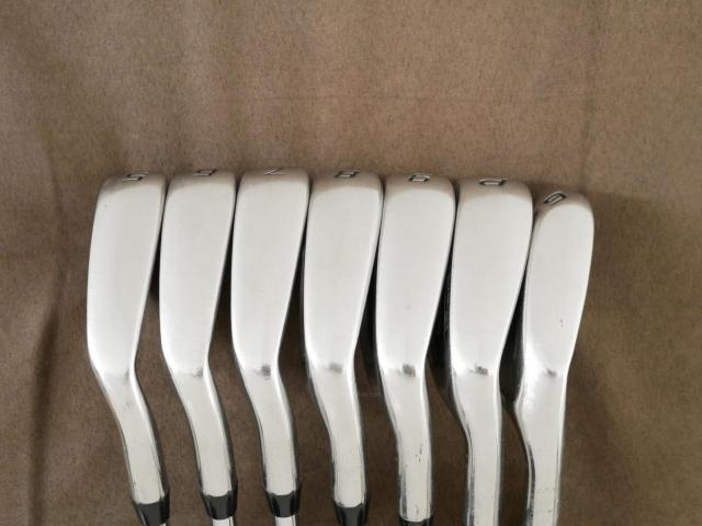 Iron set : Other Brand : ชุดเหล็ก Cobra King F8 FT (รุ่นปี 2019) มีเหล็ก 5-Pw,Aw (7 ชิ้น) ก้านเหล็ก NS Pro 950 Flex S