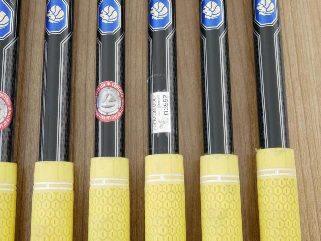 Iron set : Taylormade : ชุดเหล็ก Taylormade Gloire F2 Forged (รุ่นท๊อปสุด Japan Spec. ออกปี 2017) มีเหล็ก 5-Pw (6 ชิ้น) ก้านกราไฟต์ Flex S