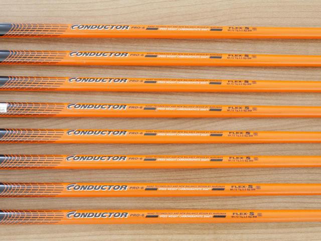 Iron set : Maruman : ชุดเหล็ก Maruman Red-V II (ใบใหญ่ ตีง่าย ไกล) มีเหล็ก 5-Pw,Aw,Sw (8 ชิ้น) ก้านกราไฟต์ Flex S