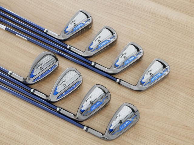 Iron set : Maruman : ชุดเหล็ก Maruman Majesty Royale (รุ่นท๊อปสุด ออกปี 2024 ของใหม่ 9 หมื่นบาท) มีเหล็ก 5-Pw,Aw,Sw (8 ชิ้น เบอร์ 5 ตีระยะเท่าเบอร์ 4 ของรุ่นอื่น) ก้านกราไฟต์ Flex R2