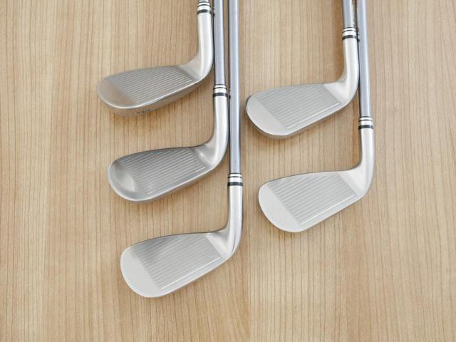 Iron set : XXIO : ชุดเหล็ก XXIO 7 (ตีง่ายมาก ไกล) มีเหล็ก 6-Pw (5 ชิ้น) ก้านกราไฟต์ MP-700 Flex SR