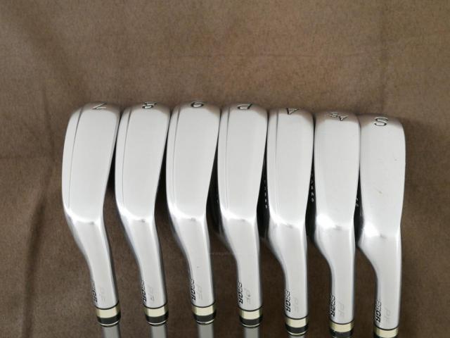 Iron set : PRGR : **มีตำหนิ** ชุดเหล็ก PRGR Egg PF Forged (รุ่นปี 2019 ตีง่ายและไกลมากๆ โกงสุดๆ) มีเหล็ก 7-Pw,Aw,As,Sw (7 ชิ้น) ก้านกราไฟต์ M-37 Flex R
