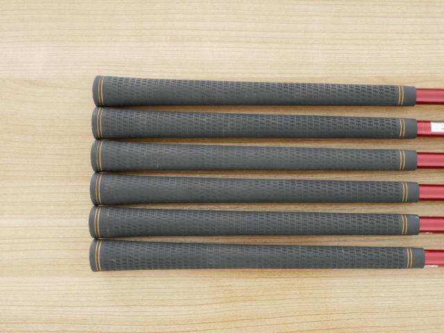 Iron set : Katana : ชุดเหล็ก Katana Voltio NINJA 880Hi Silver (รุ่นท็อปสุด ออกปี 2018 ตีง่าย ไกล สวยมากๆ) มีเหล็ก 7-Pw,Aw,Sw (6 ชิ้น) ก้านกราไฟต์ Fujikura Speeder 361 Flex SR