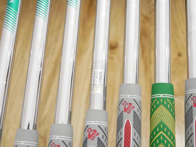 Iron set : Honma : ชุดเหล็ก Honma Tour World GS (ออกปี 2021 ใบใหญ่ ตีง่าย ไกล) มีเหล็ก 5-11 (7 ชิ้น) ก้านเหล็ก NS Pro 950 Neo Flex S