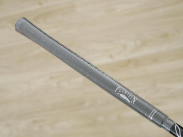 Wedge : Fourteen : **ของใหม่ ยังไม่แกะพลาสติก** Wedge Fourteen C-030 Forged Loft 51 ก้านกราไฟต์ Wedge Flex