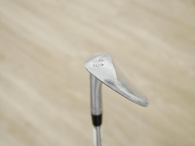 Wedge : Callaway : **ของใหม่ ยังไม่แกะพลาสติก** Wedge Callaway JAWS RAW (รุ่นใหม่ ปี 2023) Loft 56 ก้านเหล็ก Dynamic Gold S200