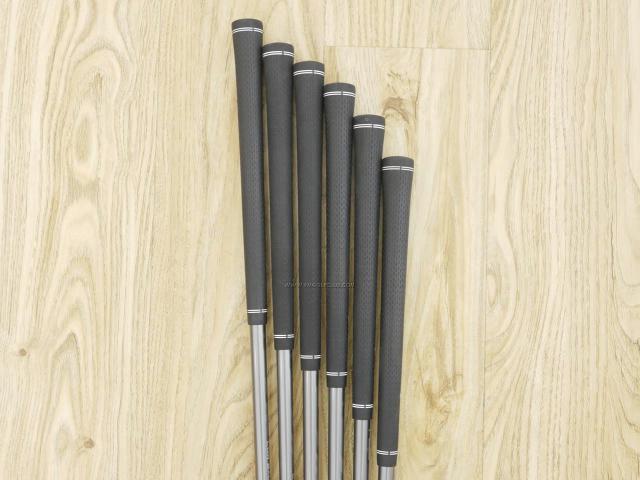 Iron set : Titleist : ชุดเหล็ก Titleist AP1 714 มีเหล็ก 5-Pw (6 ชิ้น) ก้านกราไฟต์ Mitsubishi KUROKAGE Flex R