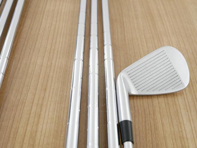 Iron set : Taylormade : ชุดเหล็ก Taylormade P760 Forged (ปี 2018 นุ่ม แน่น) มีเหล็ก 4-Pw (7 ชิ้น) ก้านเหล็ก Dynamic Gold 105 S300
