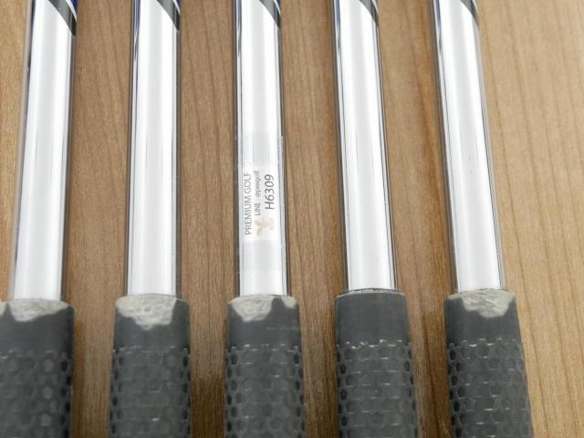 Iron set : Other Brand : ชุดเหล็ก A Grind G-CB Forged (นุ่มมากๆ หายากมากๆ) มีเหล็ก 6-Pw (5 ชิ้น) ก้านเหล็ก Project X 5.0 Flex SR