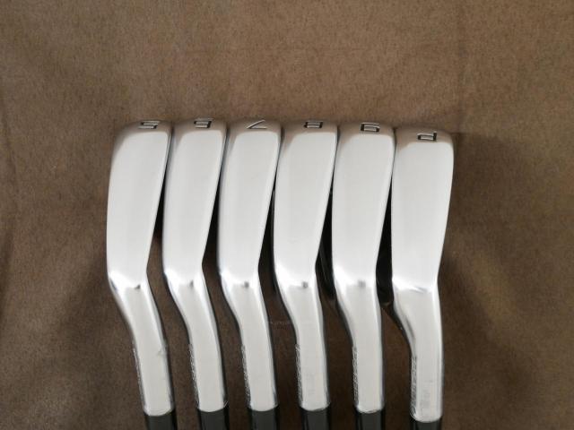 Iron set : Taylormade : ชุดเหล็ก Taylormade P8CB Forged (ซีรี่ย์ท้อปสุด ล่าสุด ออกปี 2025) มีเหล็ก 5-Pw (6 ชิ้น) ก้านเหล็ก NS Pro Modus 120 Flex S