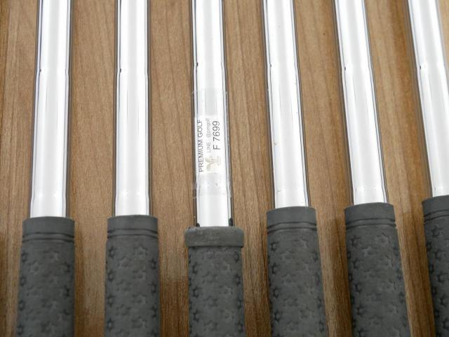 Iron set : Tourstage : ชุดเหล็ก Tourstage VIQ (Forged) มีเหล็ก 4-Pw,Aw (8 ชิ้น) ก้านเหล็ก Dynamic Gold S200