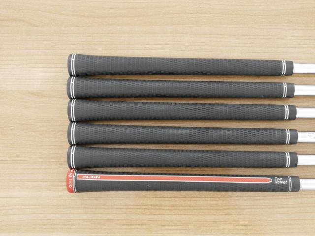 Iron set : Tourstage : ชุดเหล็ก Tourstage VIQ (Forged) มีเหล็ก 5-Pw (6 ชิ้น) ก้านเหล็ก NS Pro 950 Flex S